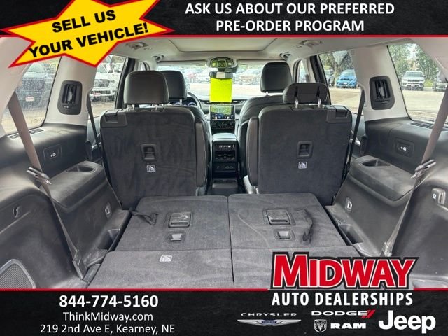 Used 2021 White Jeep Limited image 11