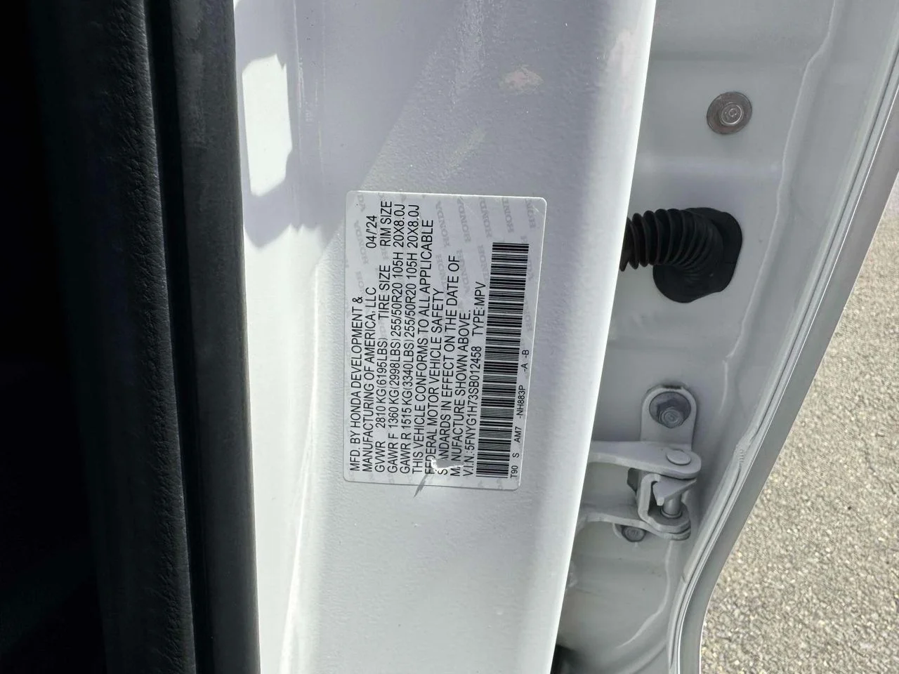 Used 2025 Platinum White Pearl Honda Touring image 13