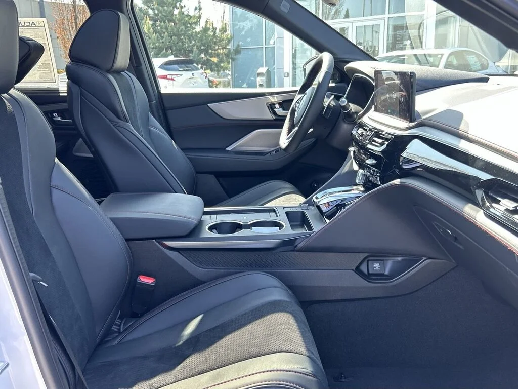 Used 2025 Platinum White Pearl Acura A-Spec SH-AWD CPO   Low Mileage   Local BC   Regul image 34