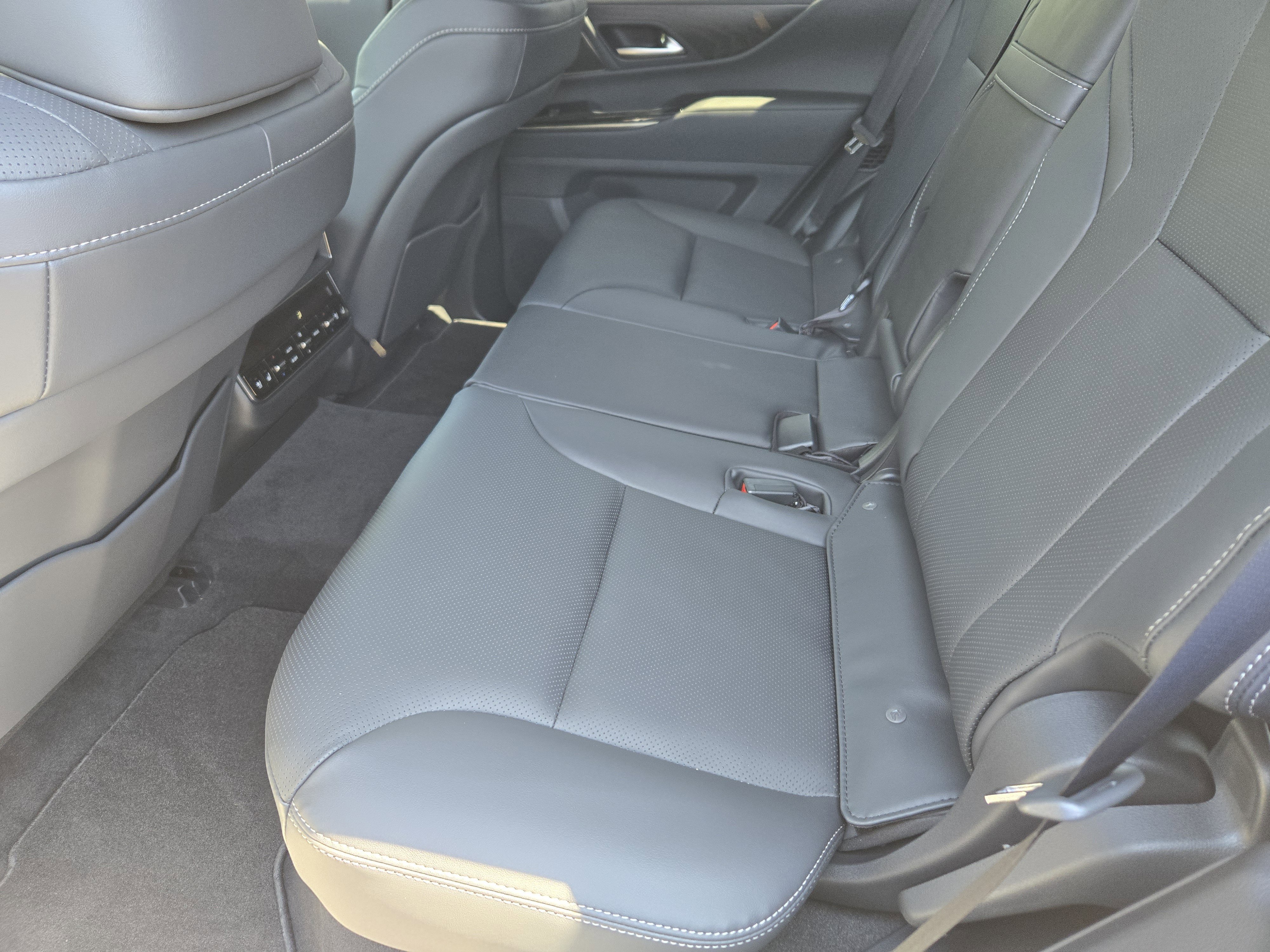 New 2026 Eminent White Pearl Lexus LUXURY image 20