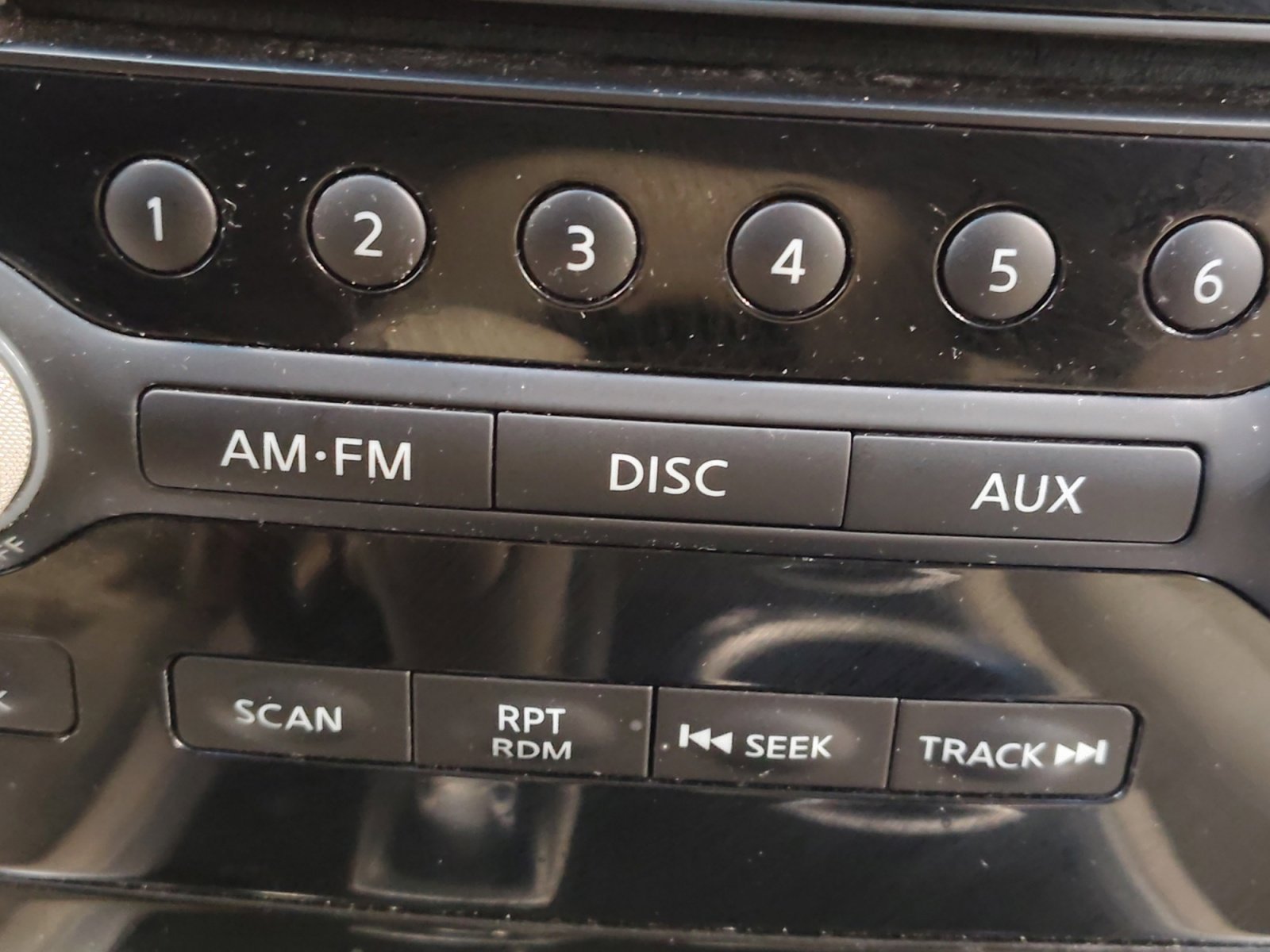Used 2015 Gun Metallic Nissan S image 15