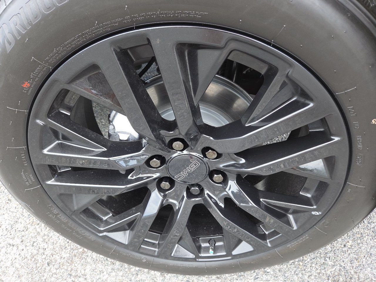 2026 GMC Yukon Elevation - Photo 16
