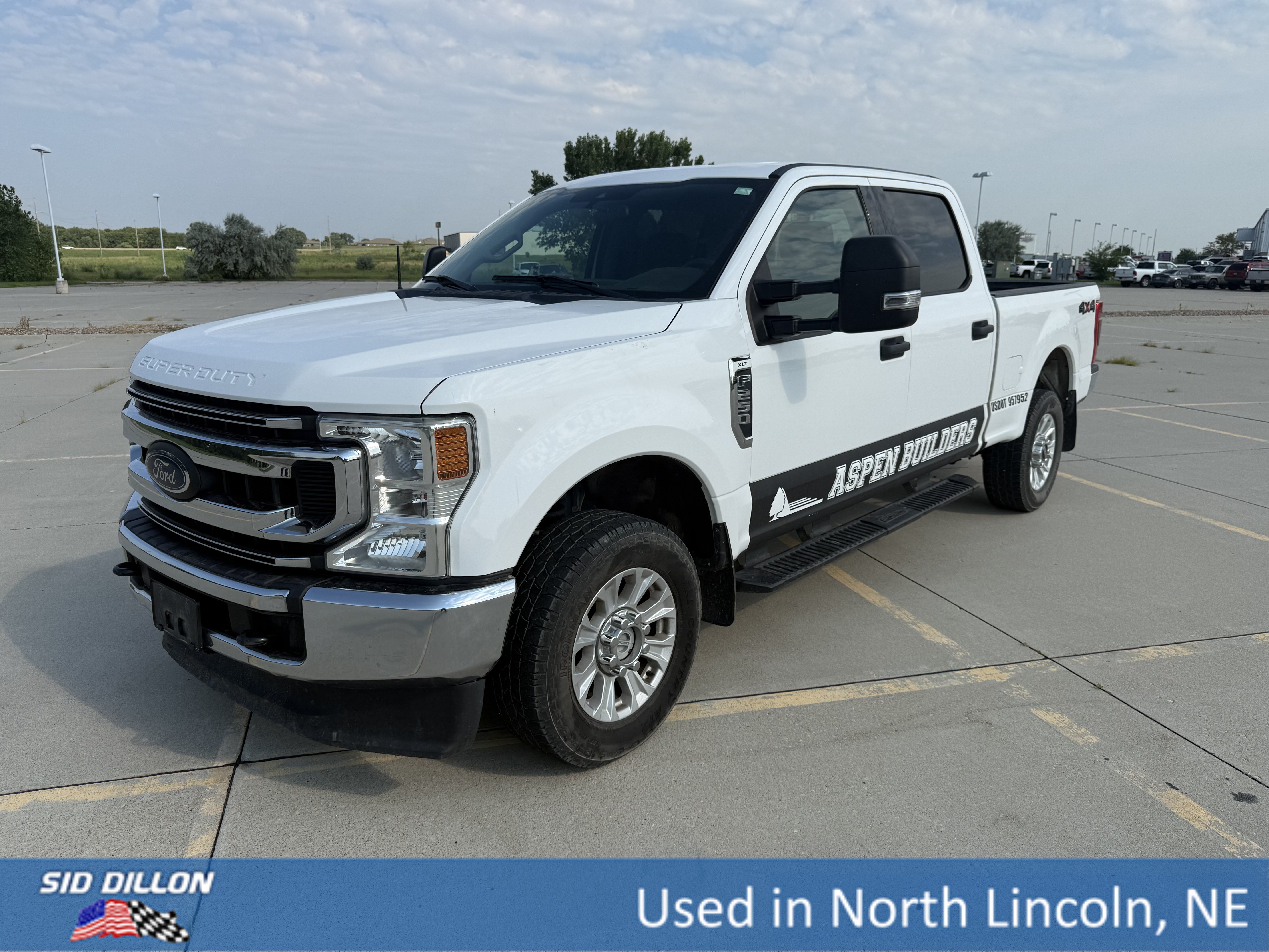 Used 2020 Oxford White Ford XLT image 1