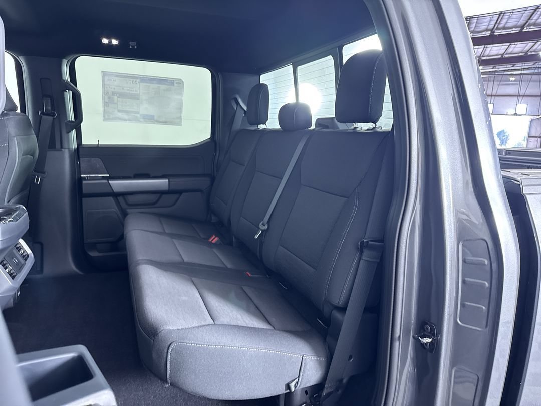 New 2026 Carbonized Gray Metallic Ford XLT image 23