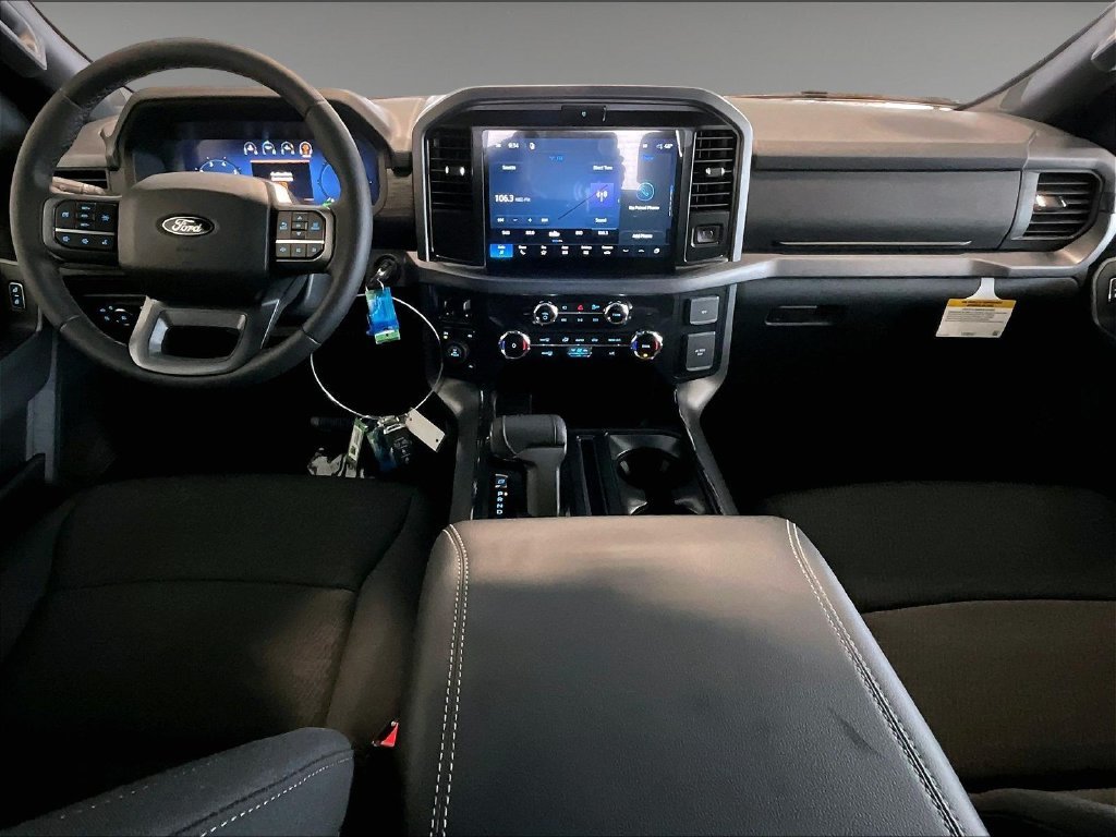 New 2026 Agate Black Metallic Ford XLT image 12