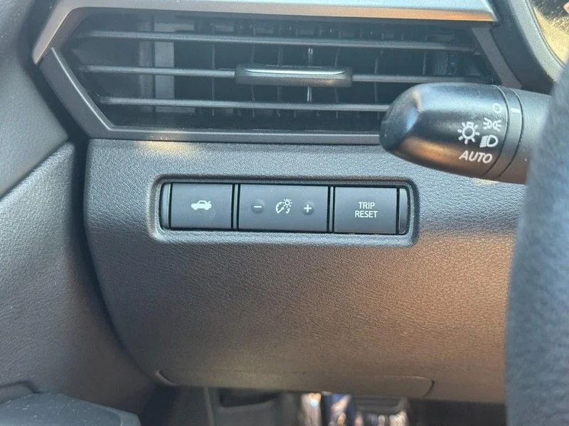 Used 2024 Gray Nissan 2.5 SV image 19