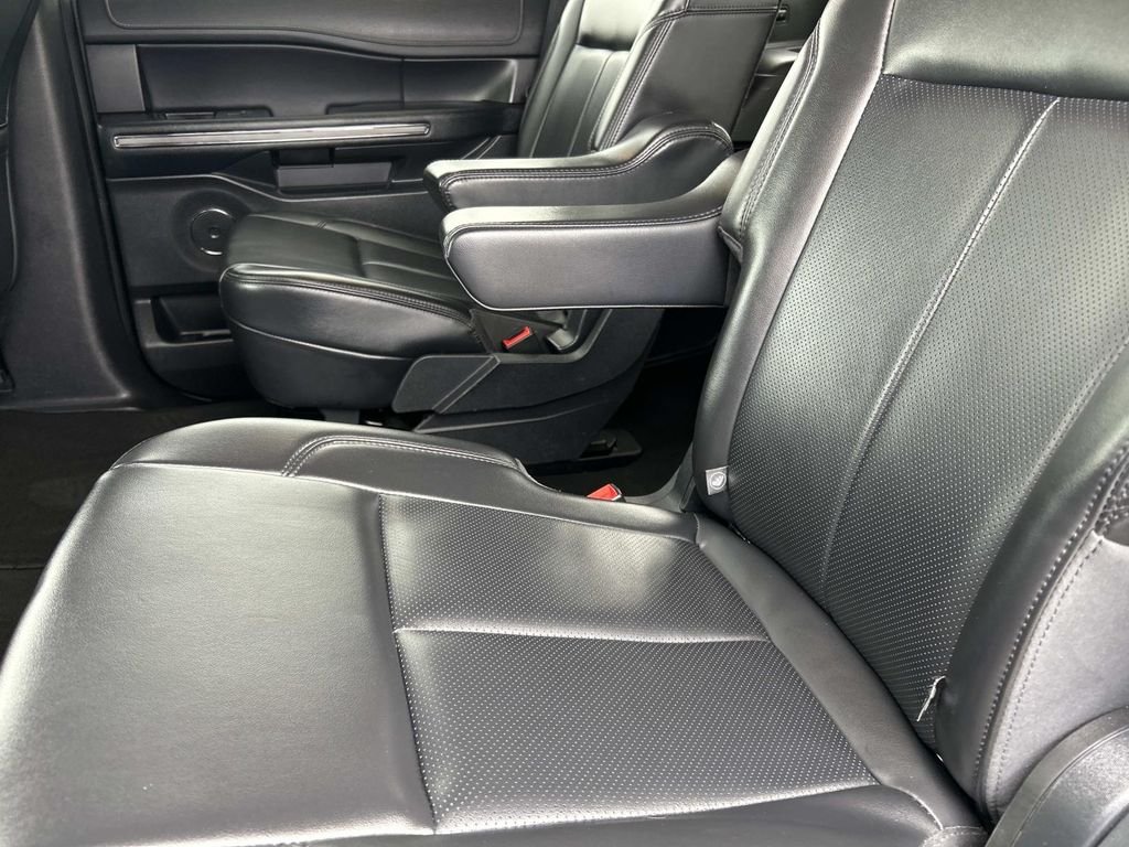 Certified Used 2024 Black Metallic Ford XLT image 18