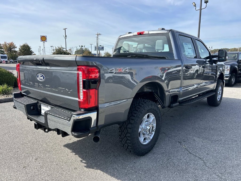 New 2027 Carbonized Gray Metallic Ford F-250® XL image 4