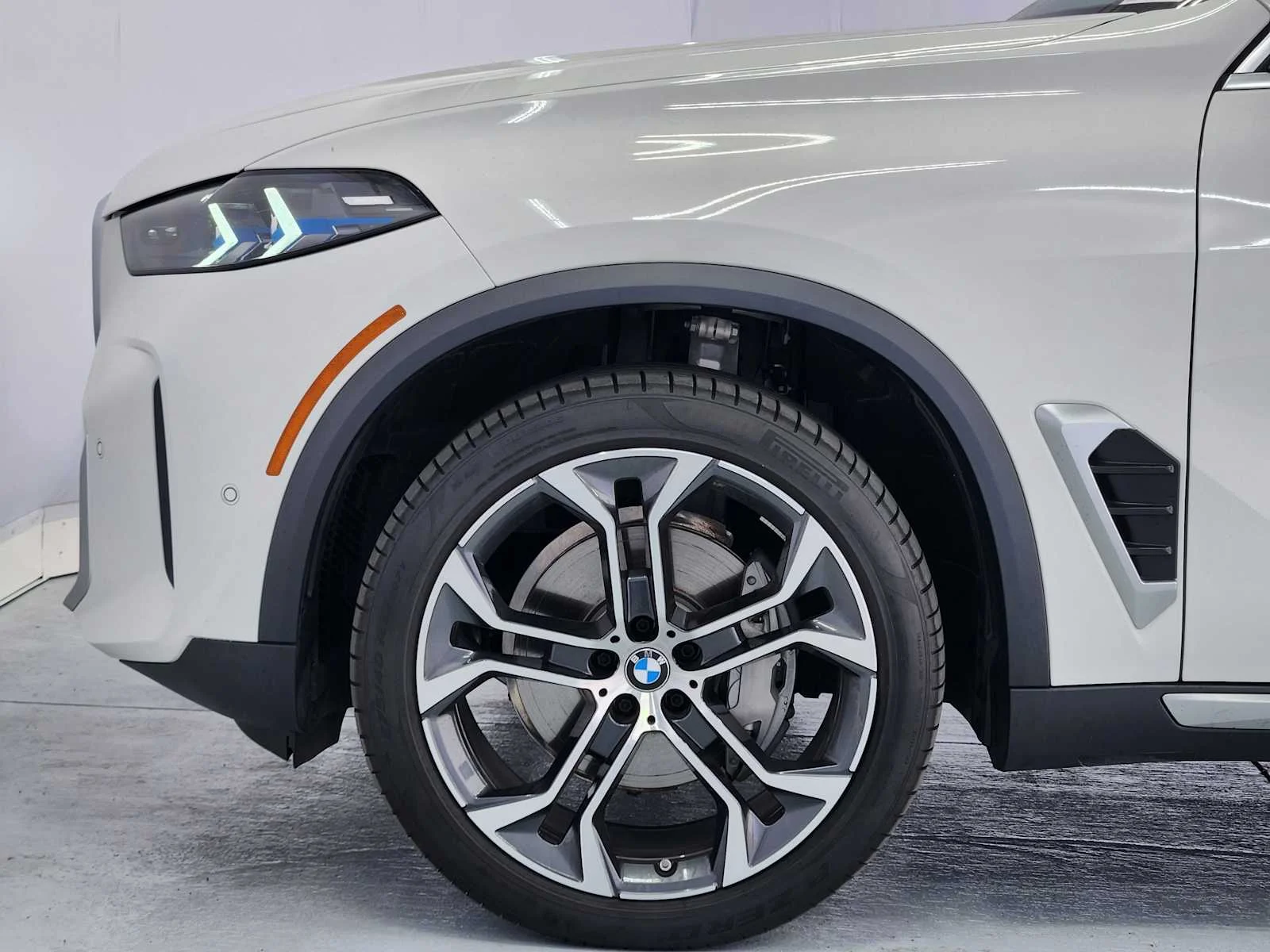 Certified Used 2026 Alpine White BMW sDrive40i image 6