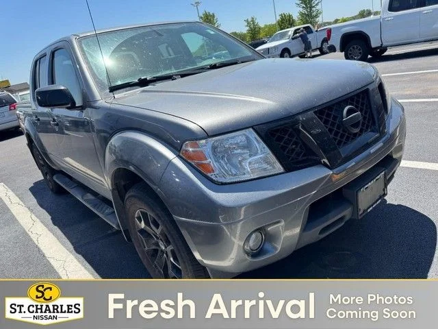 2021 Nissan Frontier SV Crew Cab 4X4 SWB's photo