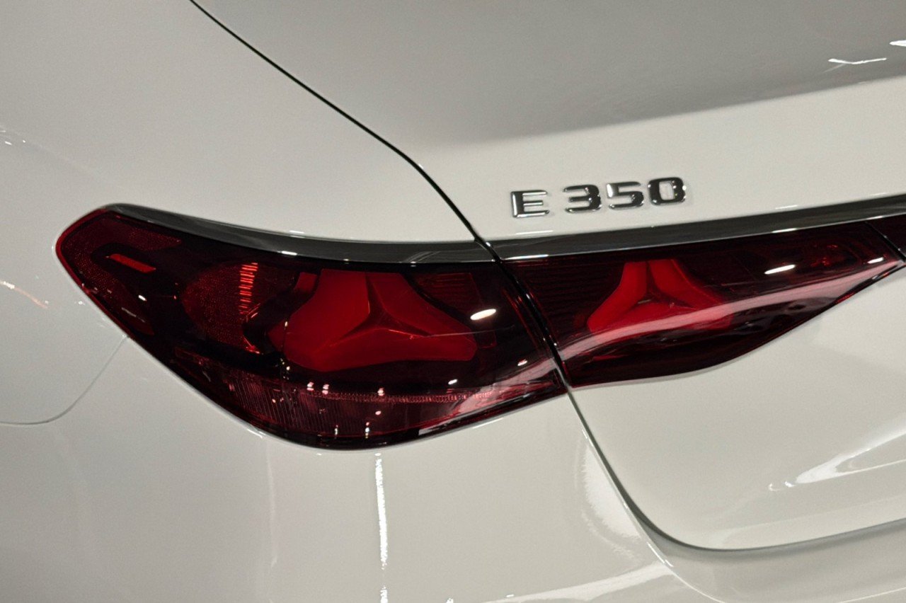 New 2027 Polar White Mercedes-Benz E 350 RWD Sedan image 26