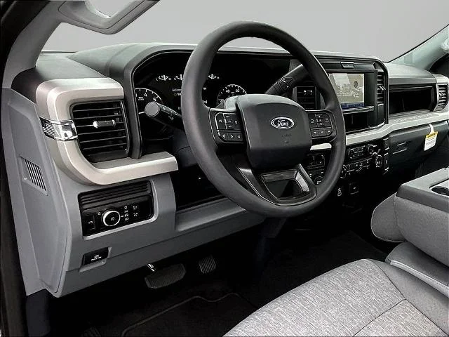 New 2026 Oxford White Ford F-250® XL image 37