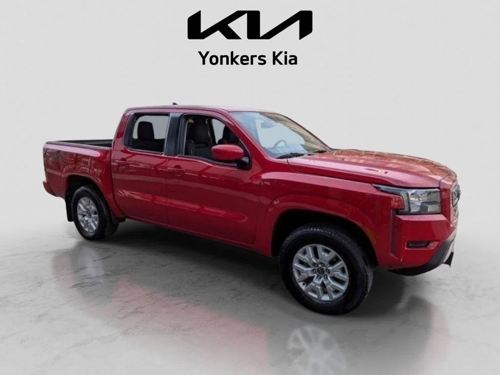 Used 2023 Red Nissan SV image 5
