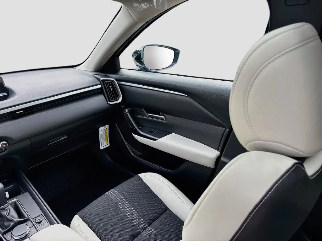 New 2026 Wind Chill Pearl Mazda 2.5 S Preferred AWD image 24