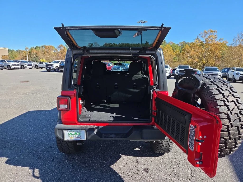 Used 2021 Red Jeep Unlimited Sport S image 20