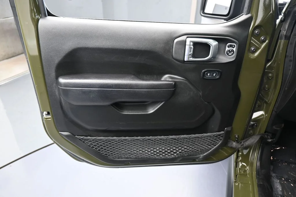 Used 2023 Sarge Green Clearcoat Jeep Rubicon image 12
