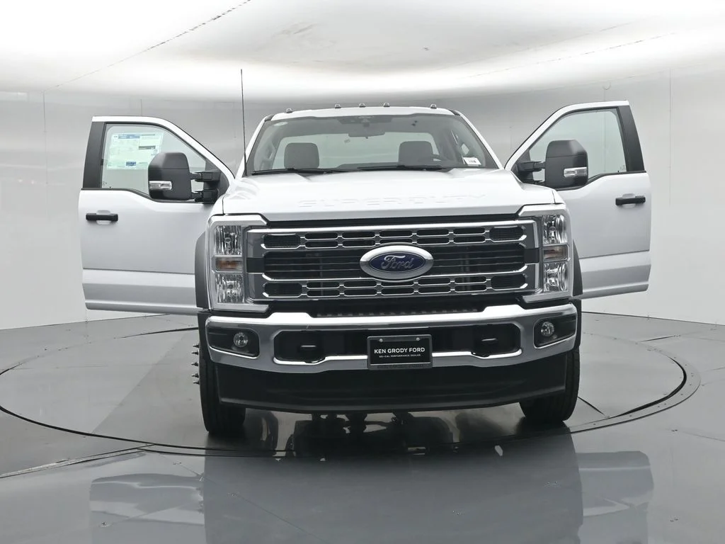 New 2026 White Ford XL image 26
