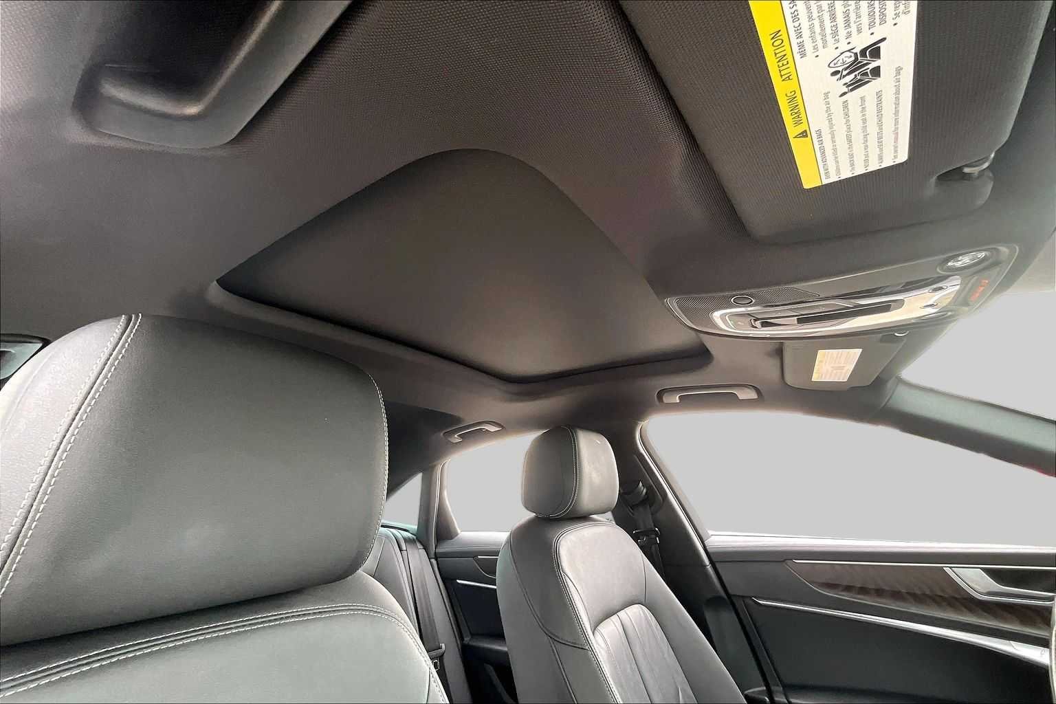 Used 2019 Ibis White Audi Premium image 13