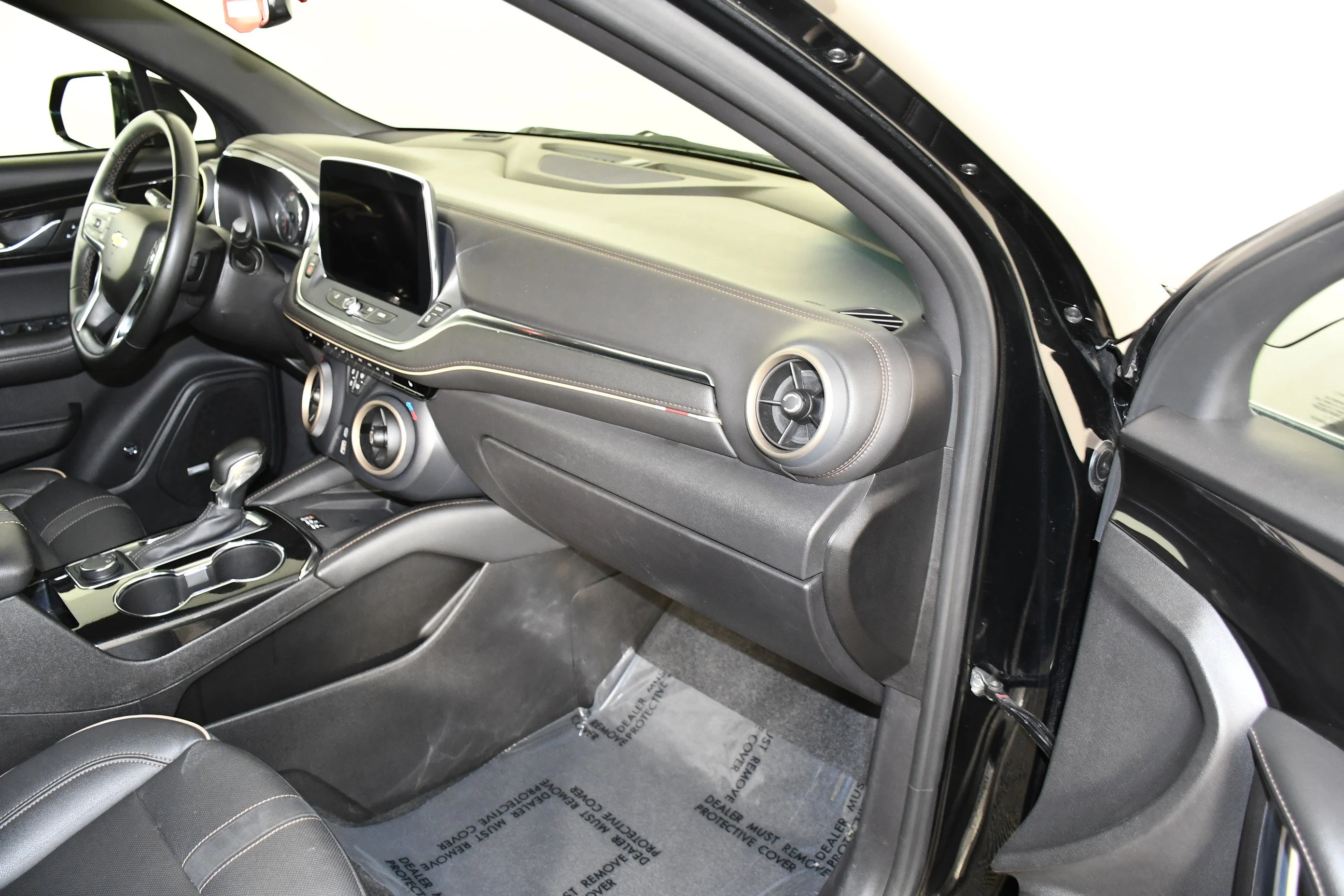 Used 2024 Black Chevrolet Premier image 41