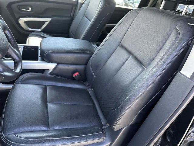 Used 2020 Black Nissan SL image 15