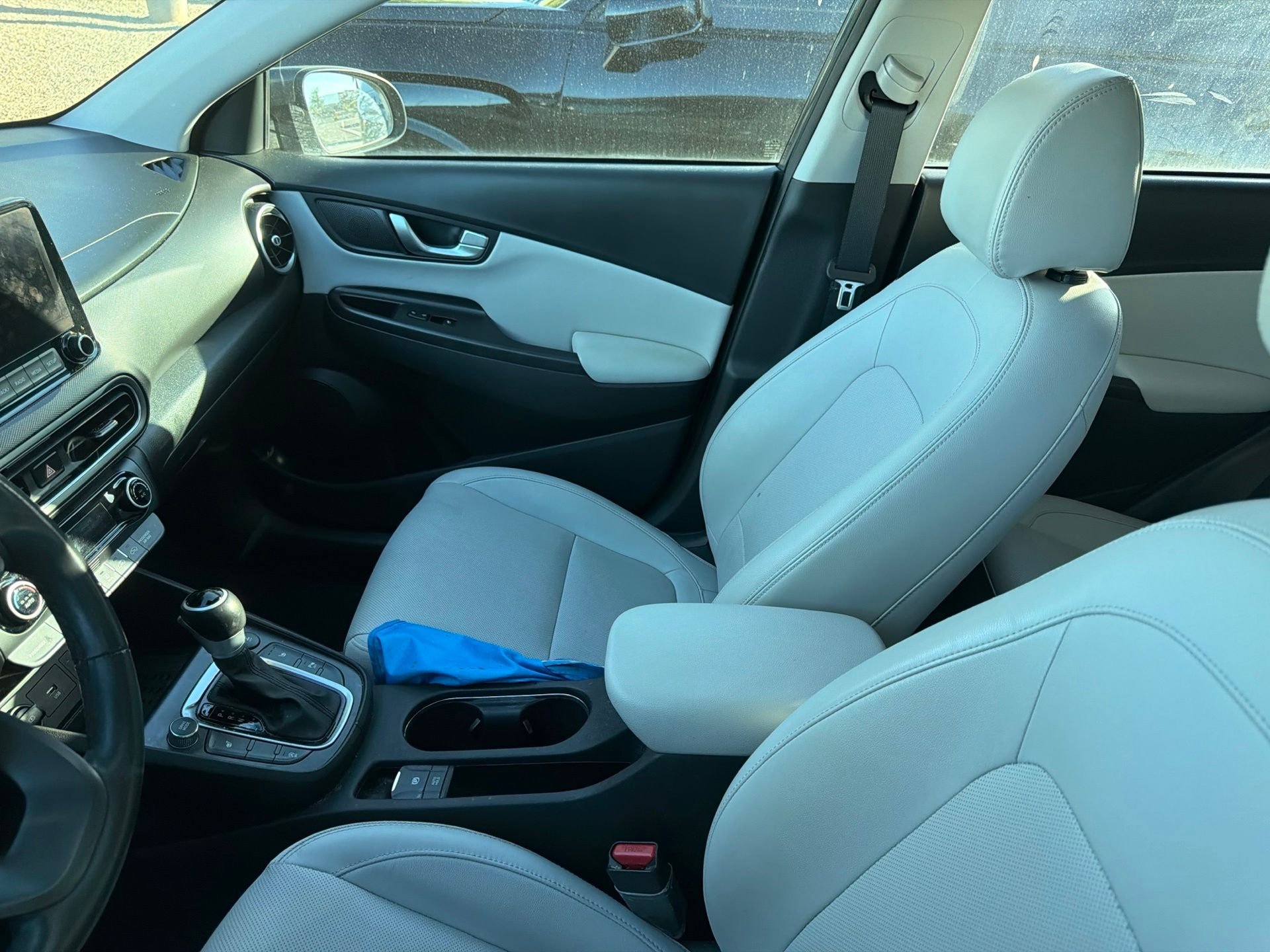 Certified Used 2023 Gray Hyundai Limited image 9