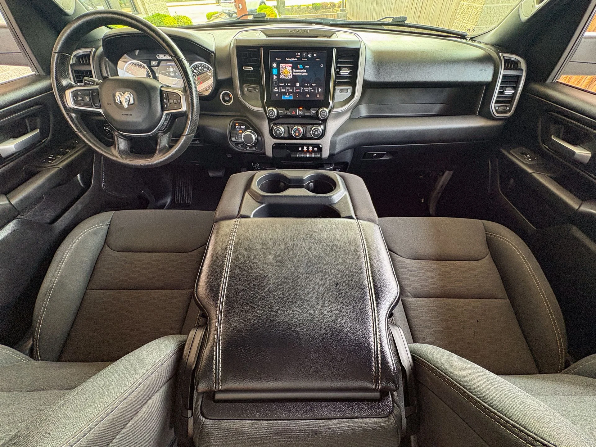 Used 2025 White Ram Warlock image 2