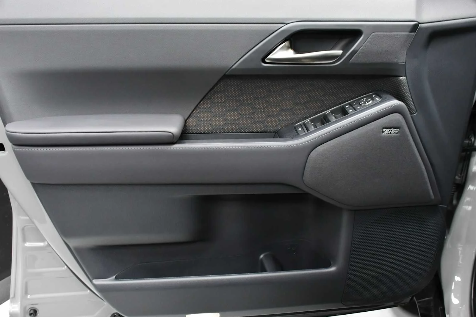 2026 Lexus GX Luxury+ - Photo 15