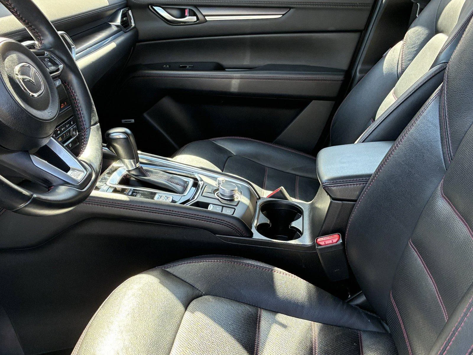Used 2024 Moonstone Gray Metallic Buick Avenir image 18
