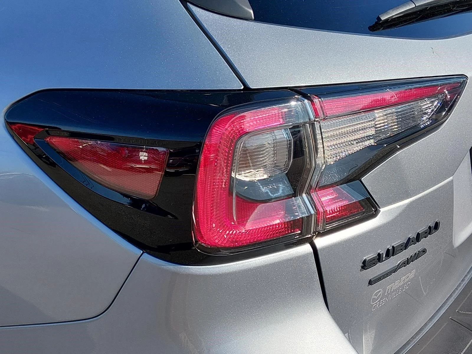 Used 2022 Ice Silver Metallic Subaru Onyx Edition XT image 13