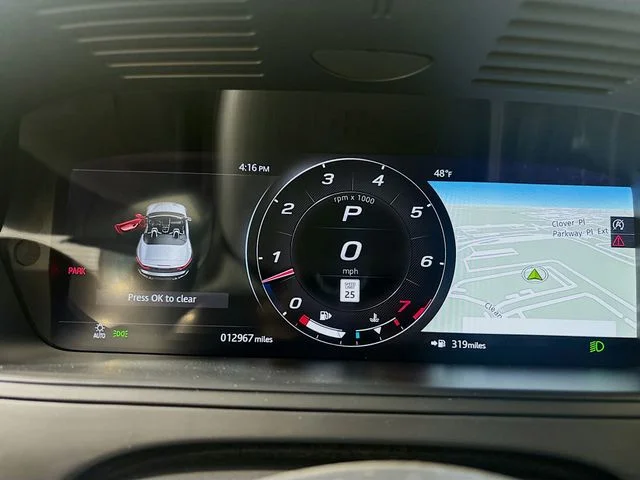 2024 Jaguar F-Type R75 - Photo 13