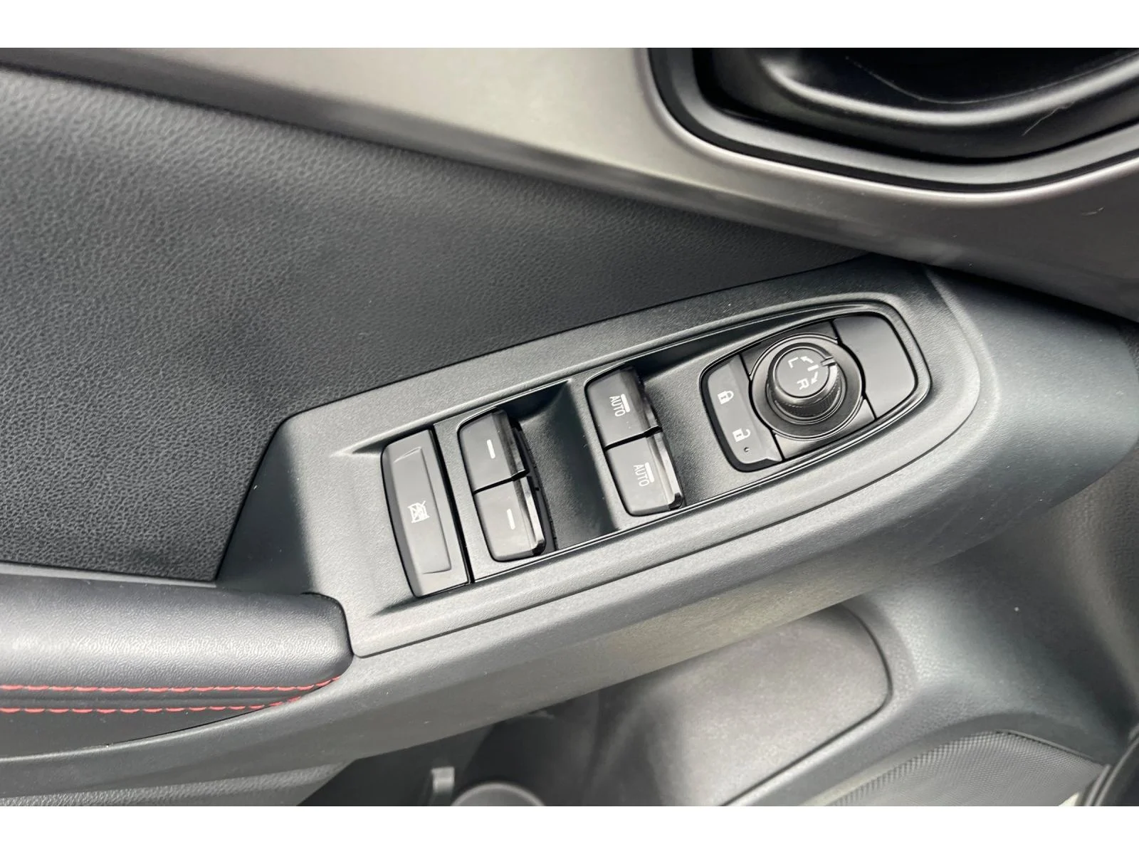 Used 2024 Crystal White Pearl Subaru Sport image 12