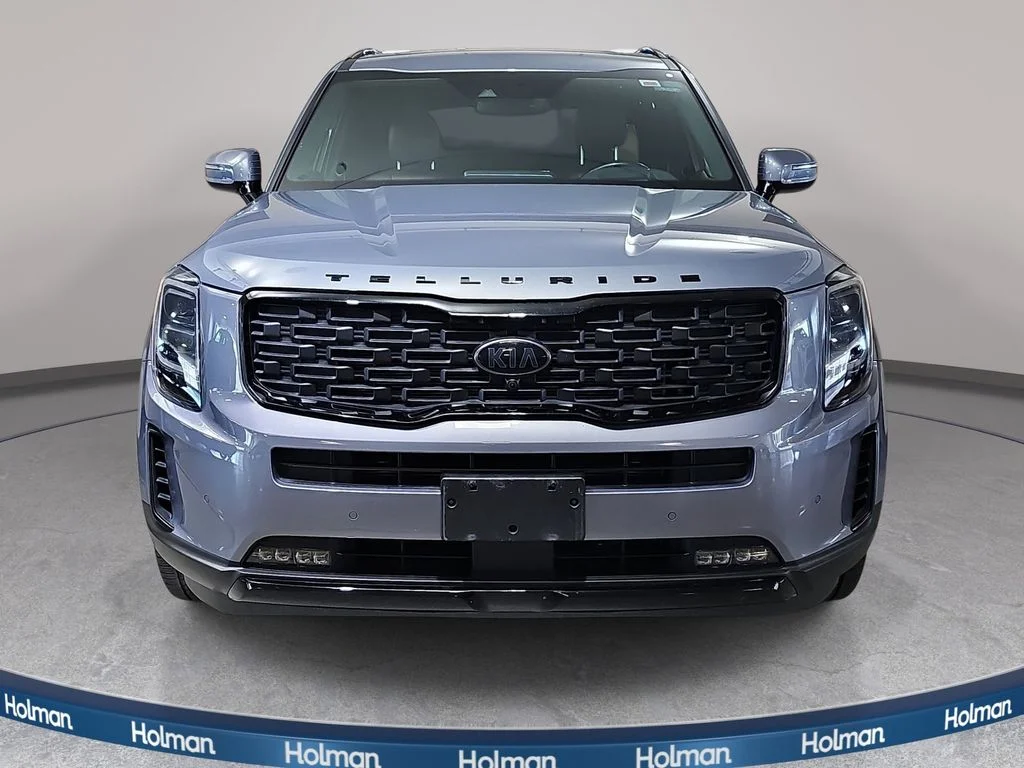 Used 2021 Silver Kia SX image 3