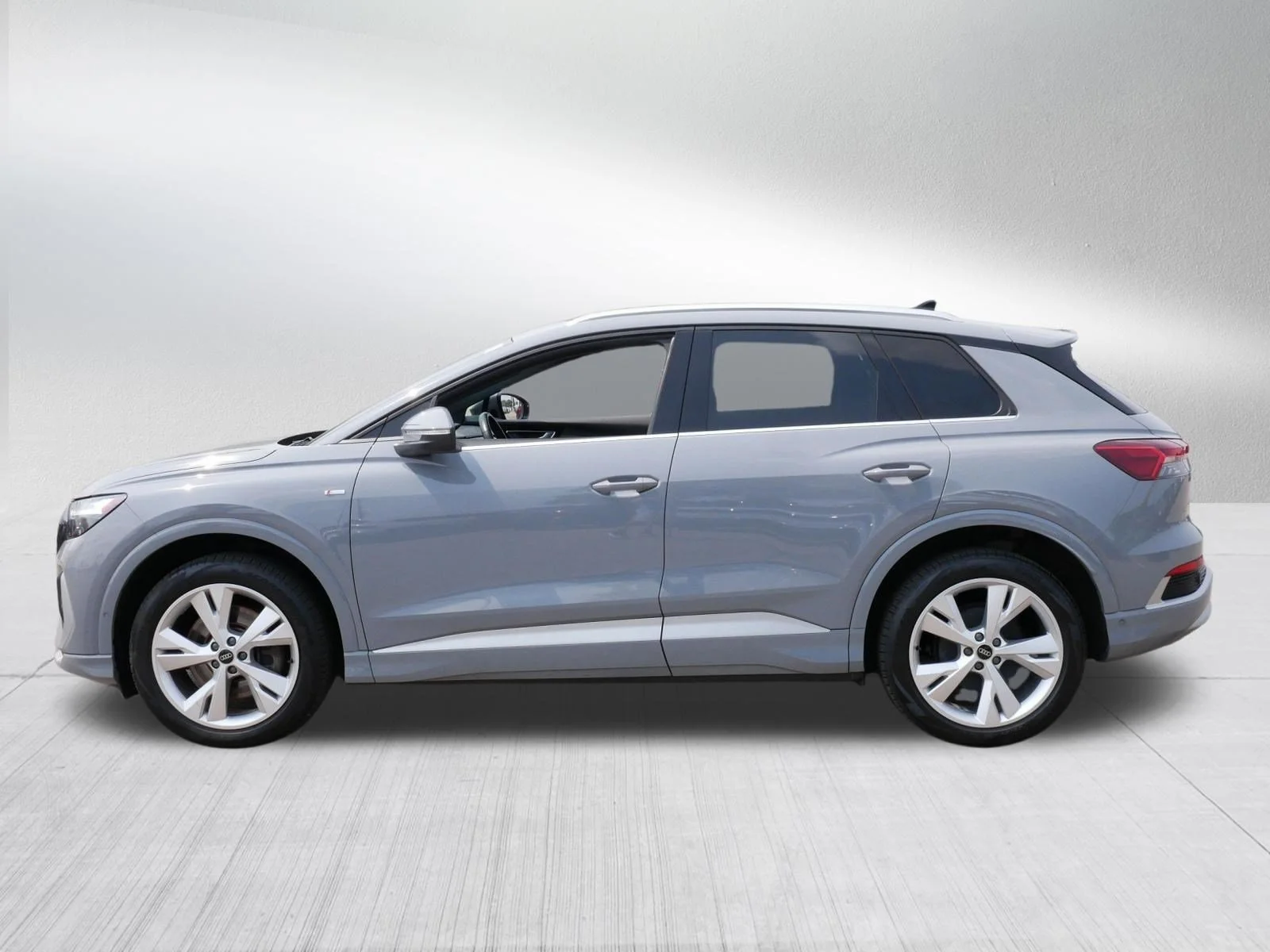 Used 2023 Pebble Gray Audi Premium Plus image 4