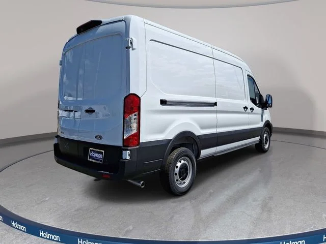New 2026 Oxford White Ford Base image 4