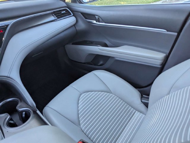 Used 2022 Black Toyota SE image 16