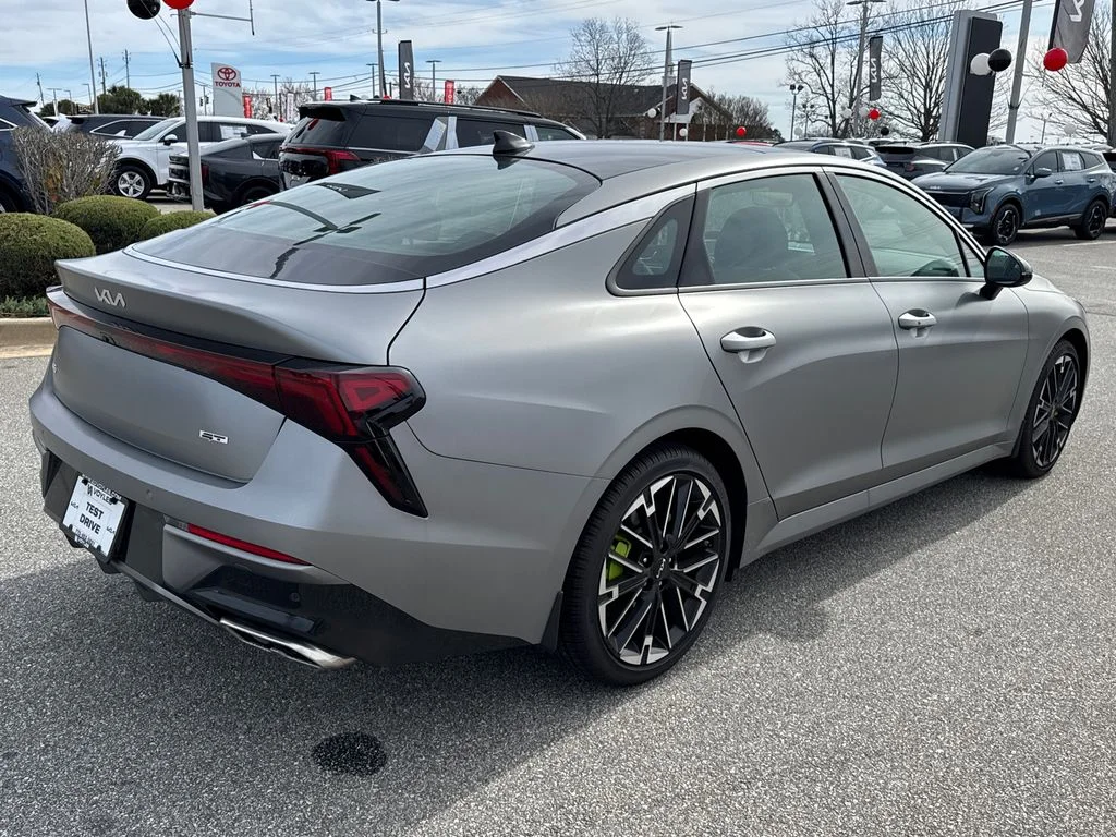 2026 Kia K5 GT - Photo 17