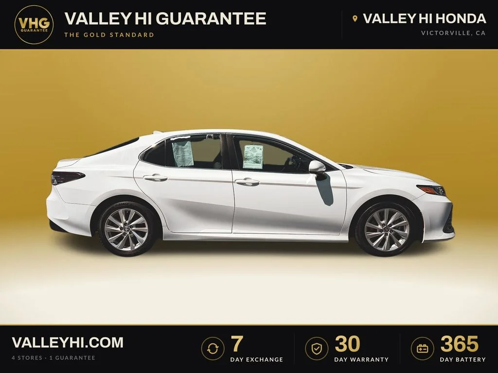 Used 2024 Ice Toyota LE image 9