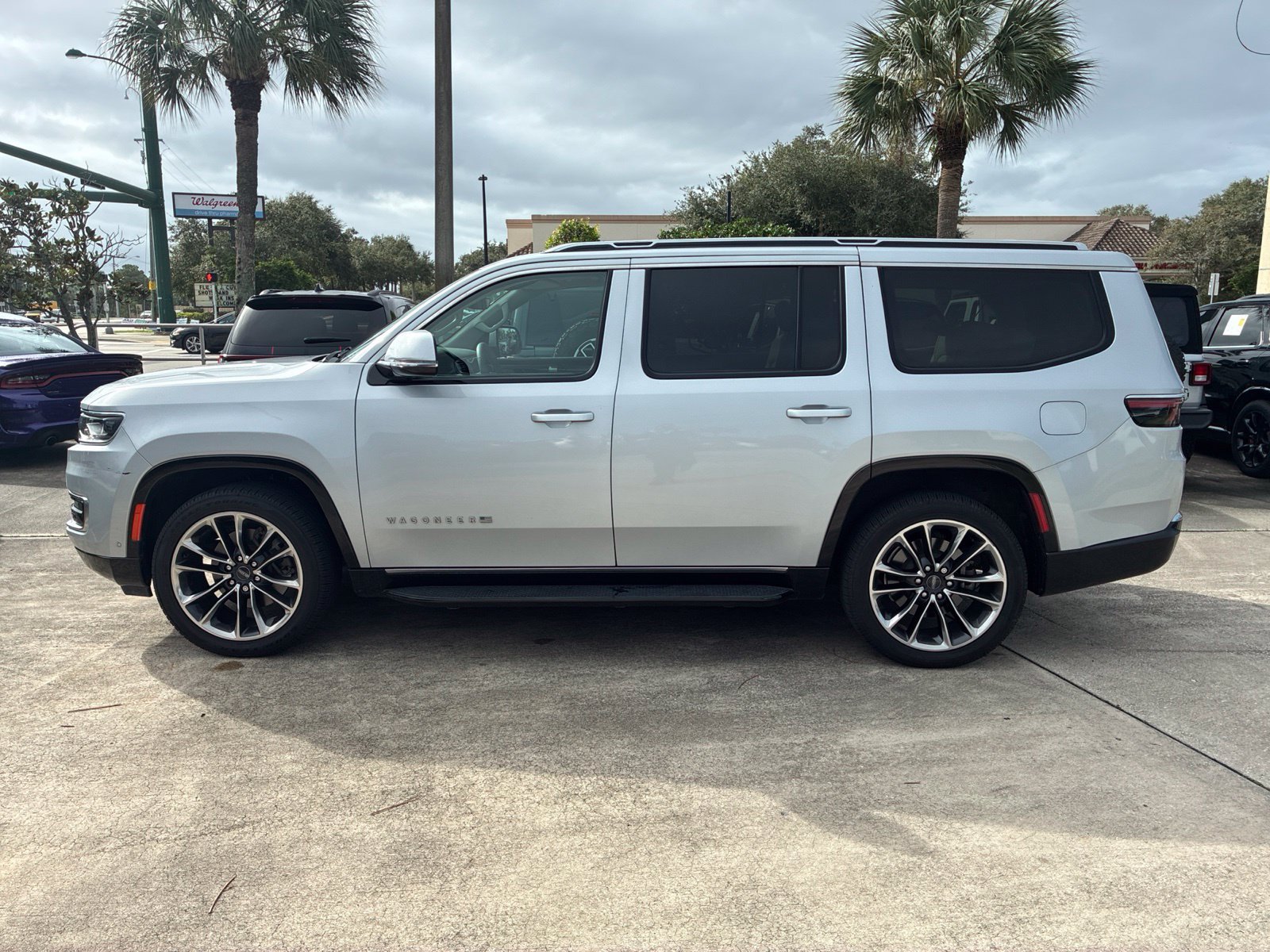 Used 2022 Silver Jeep Series II image 2