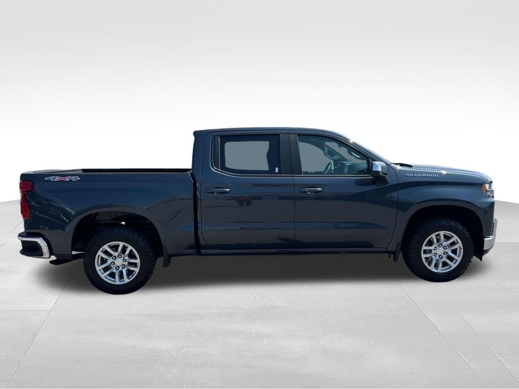 Used 2022 Gray Chevrolet LT image 6