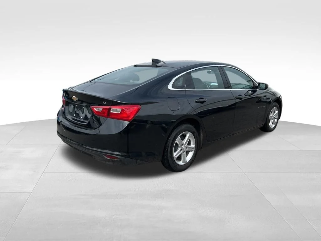 Used 2023 Black Chevrolet LT image 7
