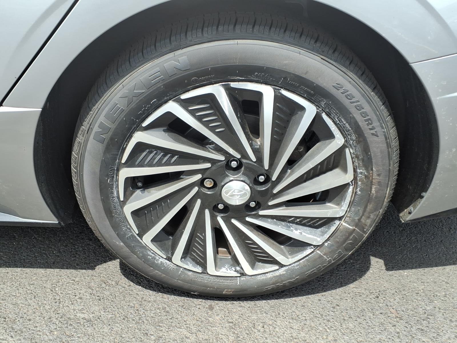 2022 Hyundai Sonata Hybrid SEL - Photo 9