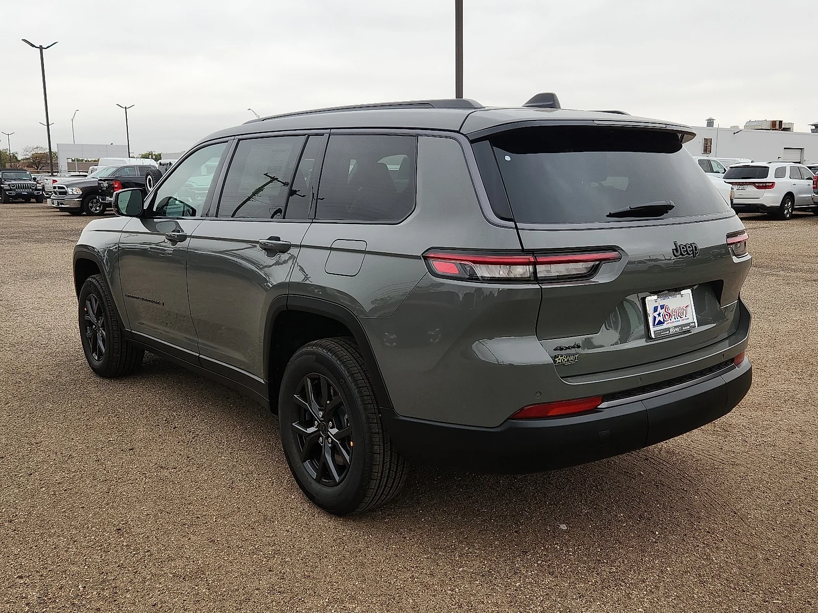 New 2027 PDN Sting-Gray Jeep LAREDO 4X4 image 3