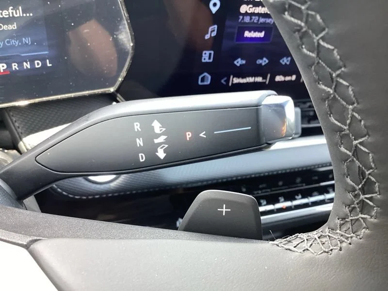 New 2027 Lakeshore Blue Metallic Chevrolet LT image 32
