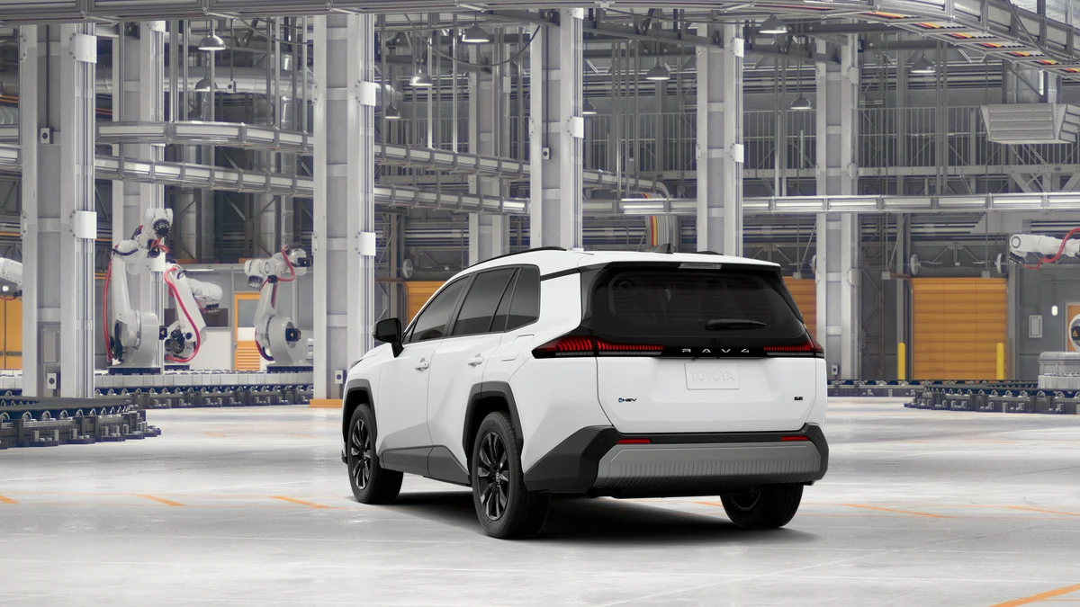 New 2026 Ice Cap Toyota SE image 7