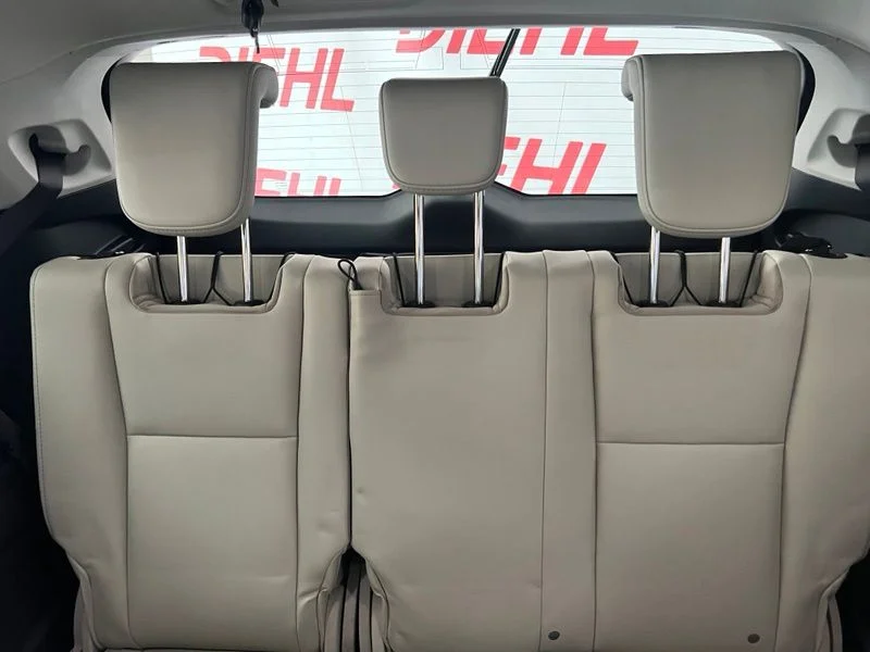 New 2026 AUTUMN GREEN METALLIC Subaru Limited 8-Passenger image 19
