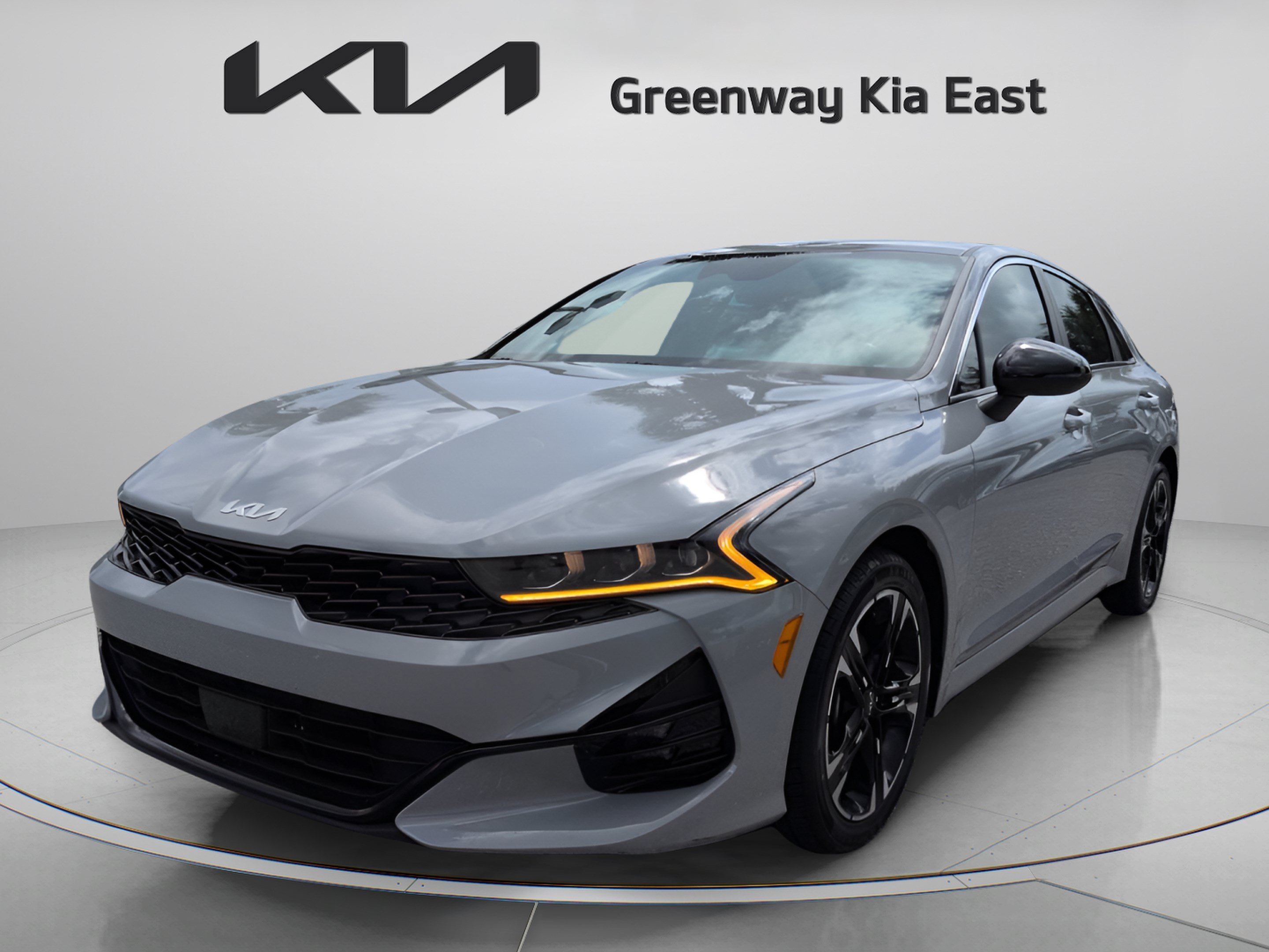 Certified Used 2024 Wolf Gray Kia GT-Line image 10