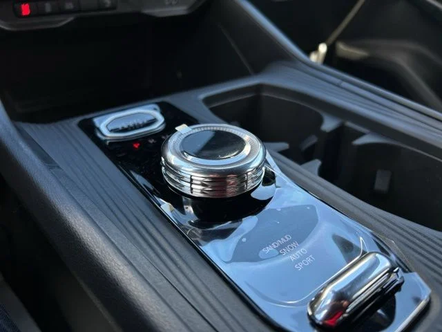 New 2026 Silver Jeep Overland image 57