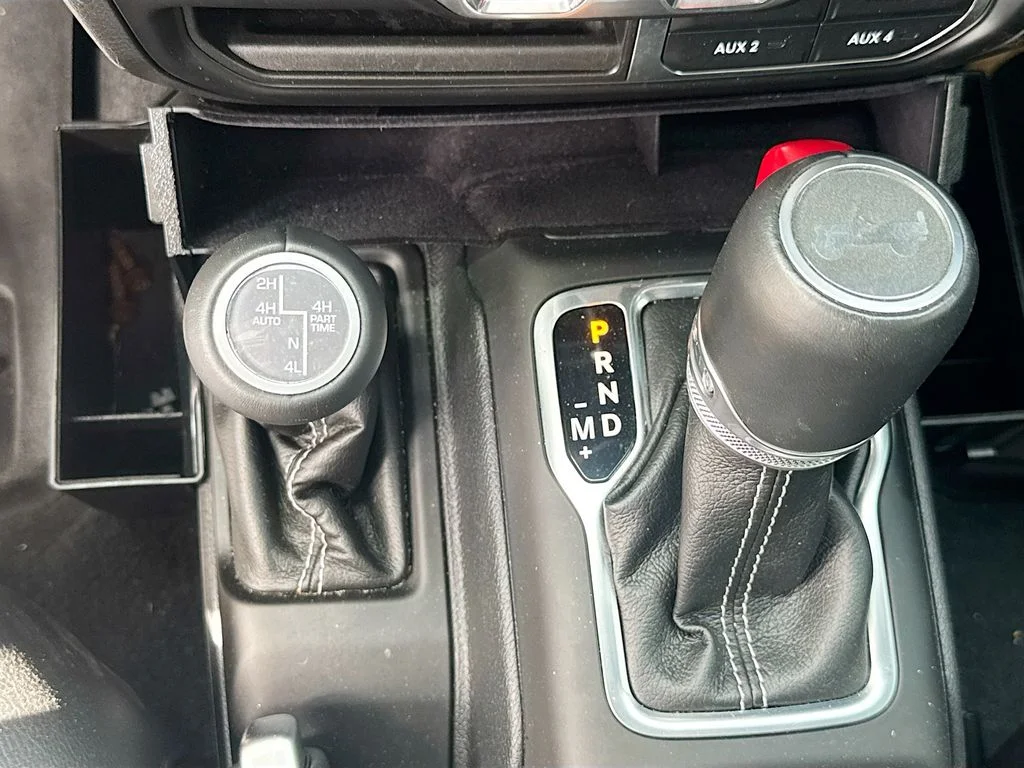 Used 2023 Gray Jeep Sahara 4xe image 18