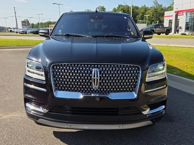 Used 2019 Black Lincoln Reserve image 2