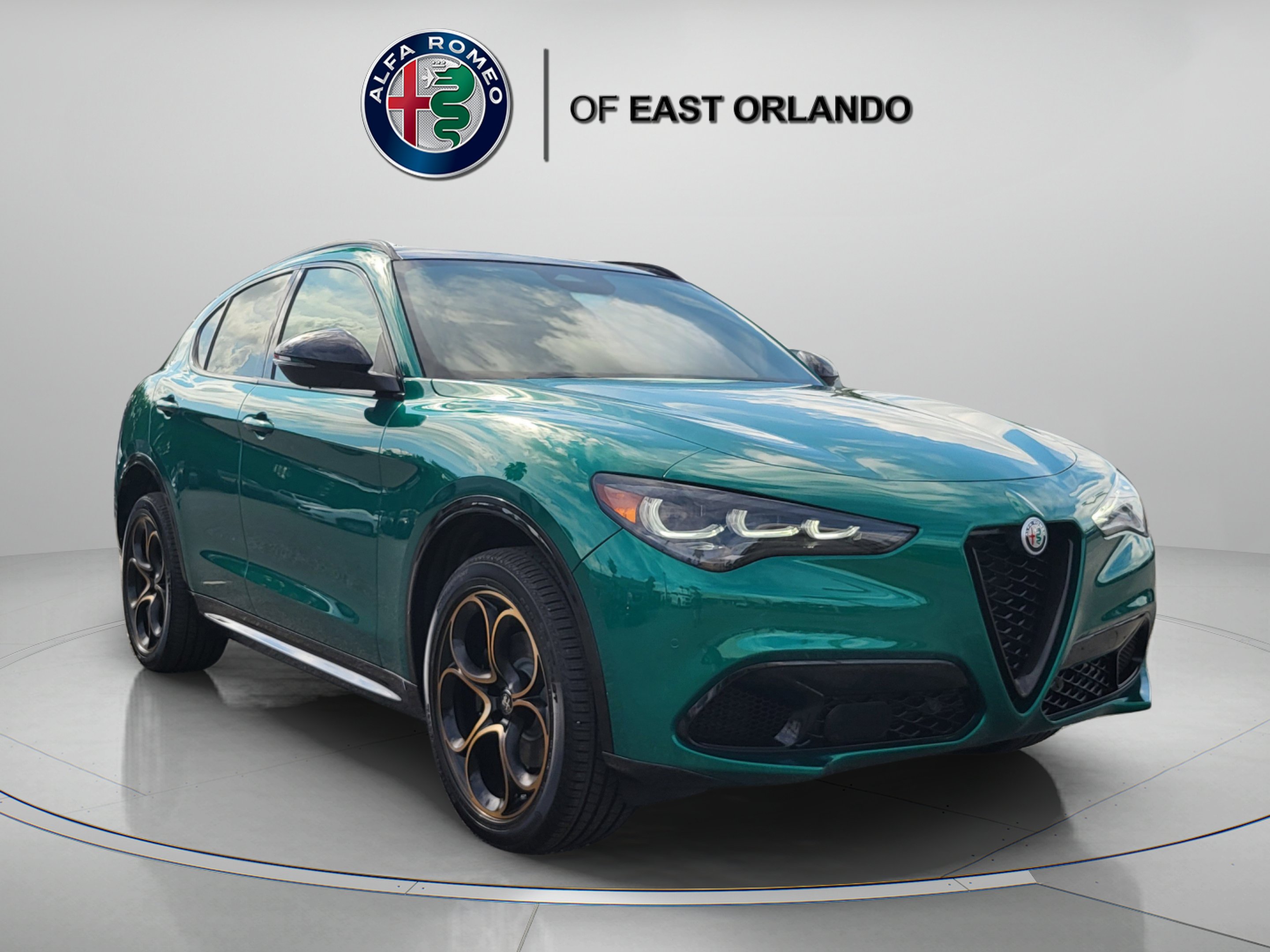 2025 Alfa Romeo Stelvio